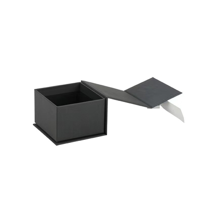 OEM ODM لون خالص علب تغليف هدايا متوسطة الحجم مع Bowknot
