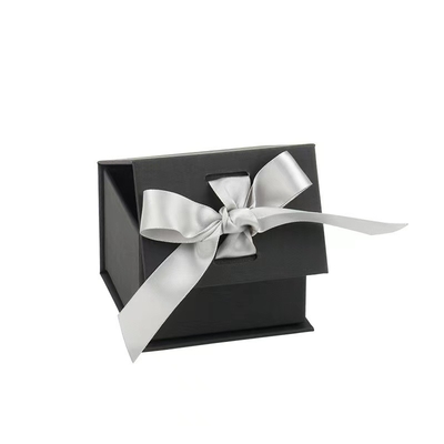 OEM ODM لون خالص علب تغليف هدايا متوسطة الحجم مع Bowknot